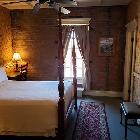 Iron Horse Hotel Blackwater Kültér fotó