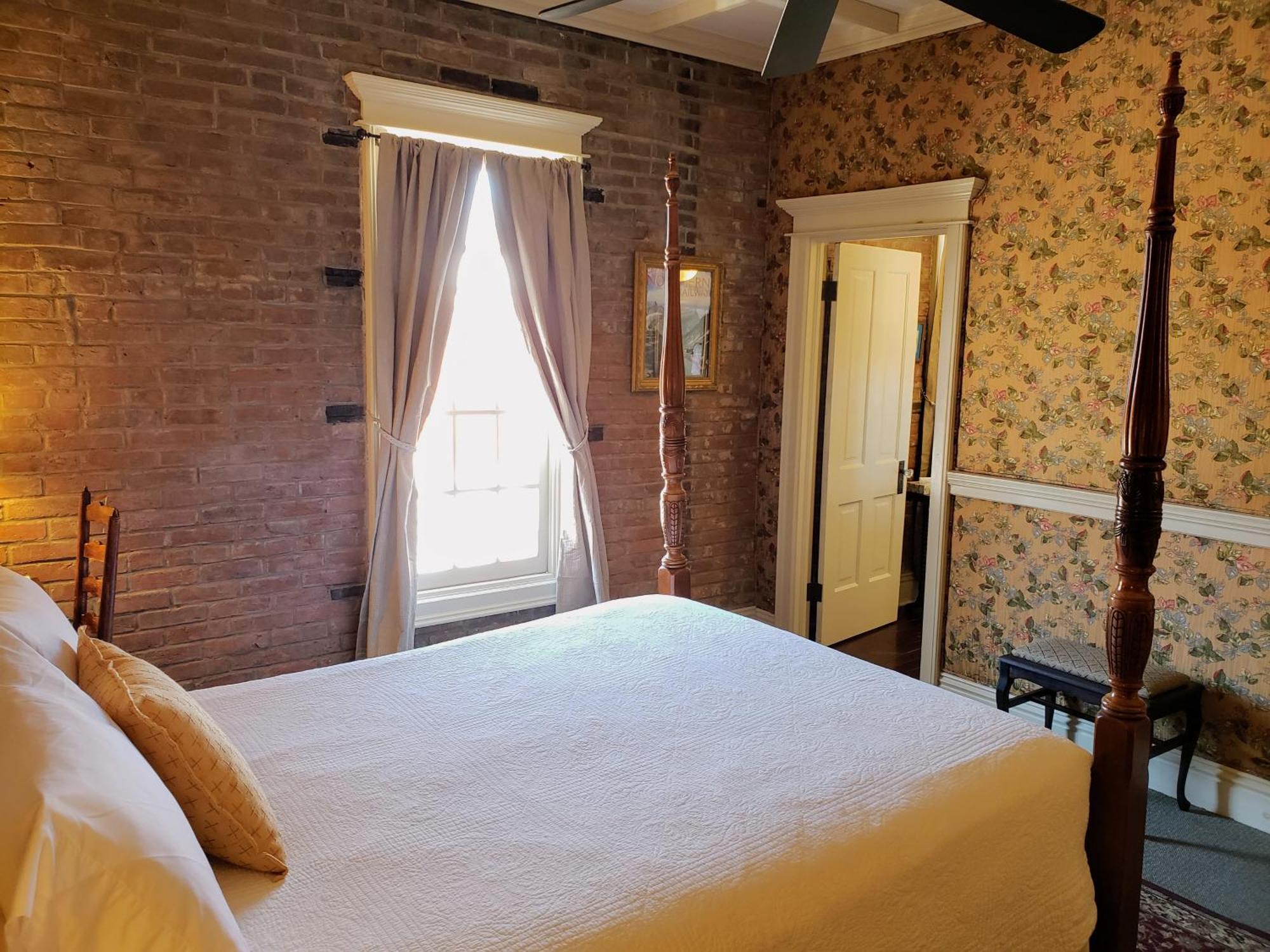 Iron Horse Hotel Blackwater Kültér fotó