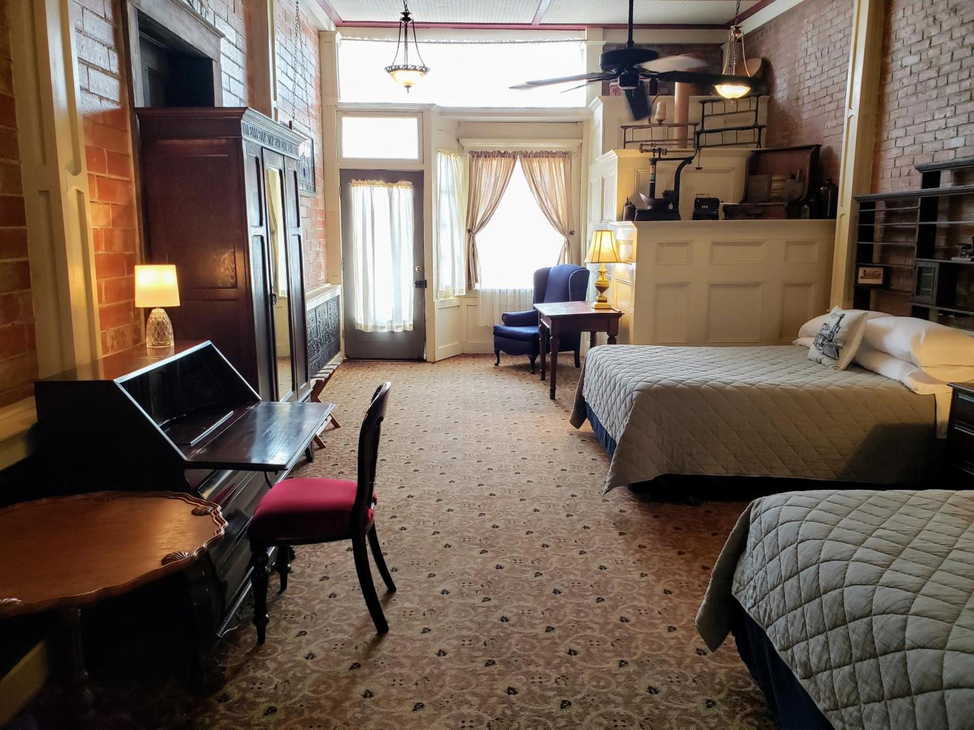 Iron Horse Hotel Blackwater Kültér fotó